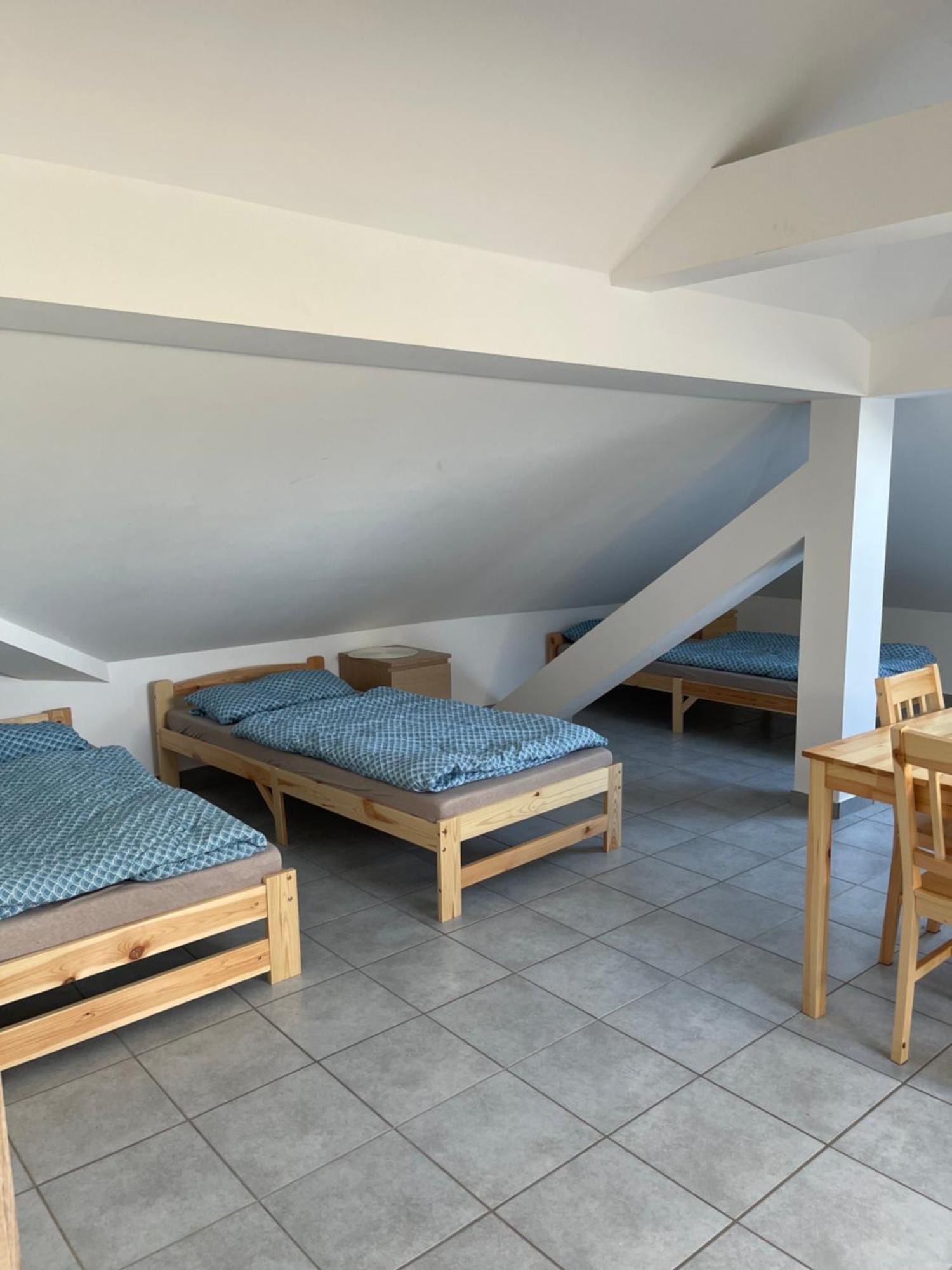Kavkaz Restaurant & Hotel Lohmar Eksteriør bilde