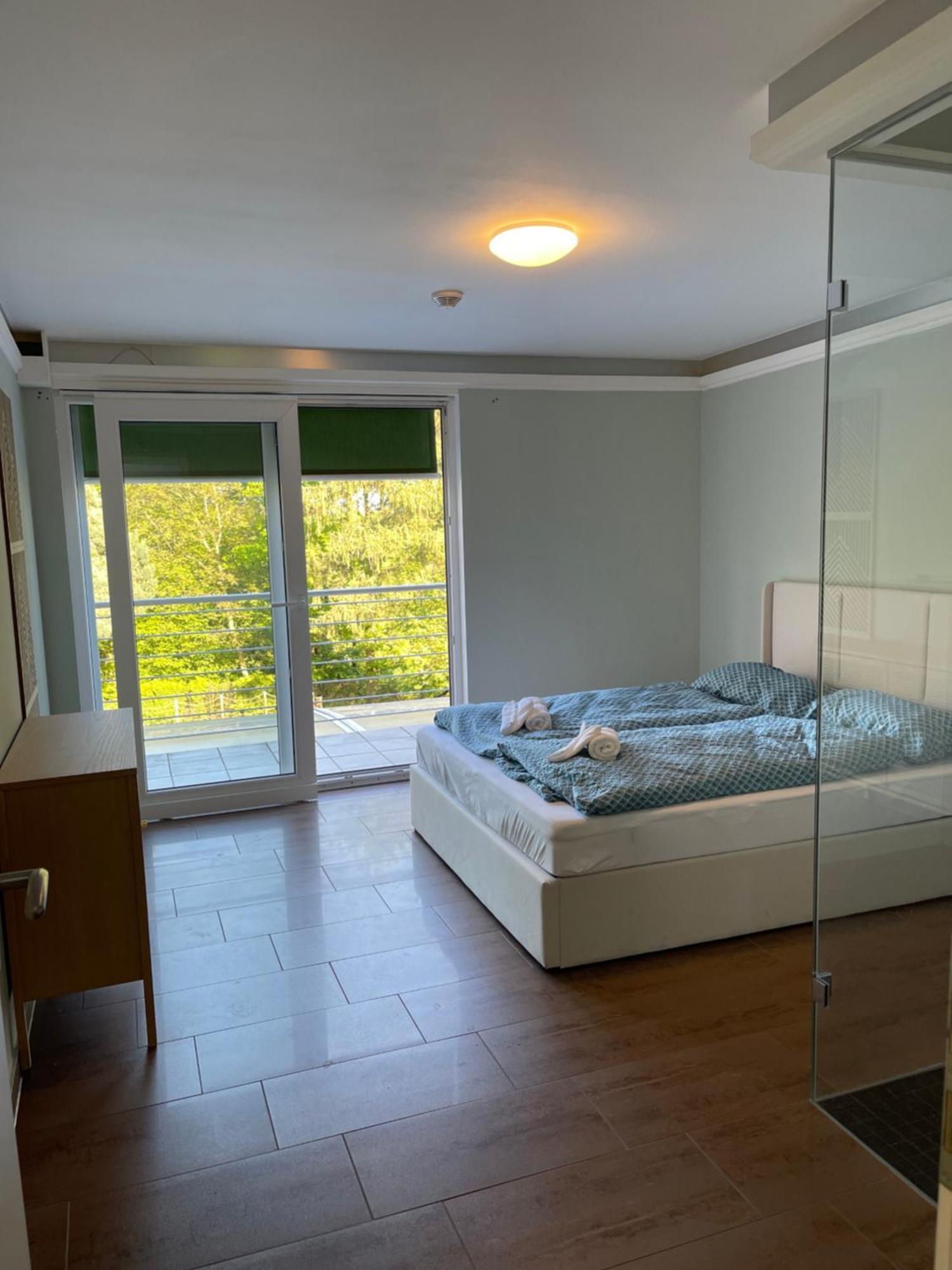 Kavkaz Restaurant & Hotel Lohmar Eksteriør bilde